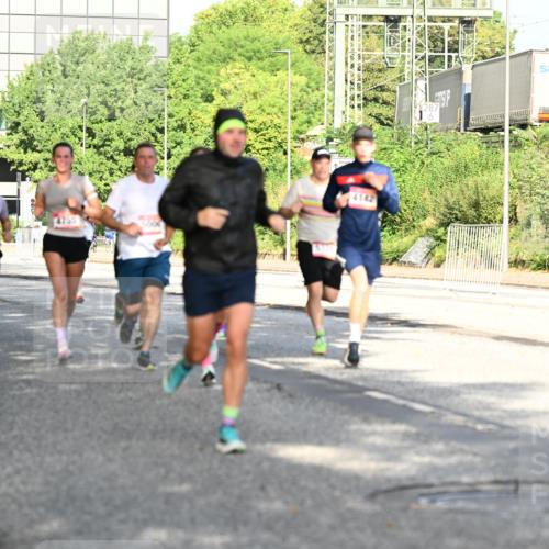 06.09.2026 - CURREX Alsterlauf Dr. Thomas Lammeyer http://msf.ph/oto/10127575 06.09.2026 09:47:20 Laufen 4142 meine-sportfotos.de