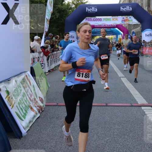 06.09.2026 - CURREX Alsterlauf Strokosch-Dieckow http://msf.ph/oto/10127638 06.09.2026 09:48:38 Ziel 2081, 2088, 2480, 3798, 3847, 4359, 4471, 4553, 4898, 5245, 5450, 5941, 6198, 6481, 8188, 8217, 8223 meine-sportfotos.de