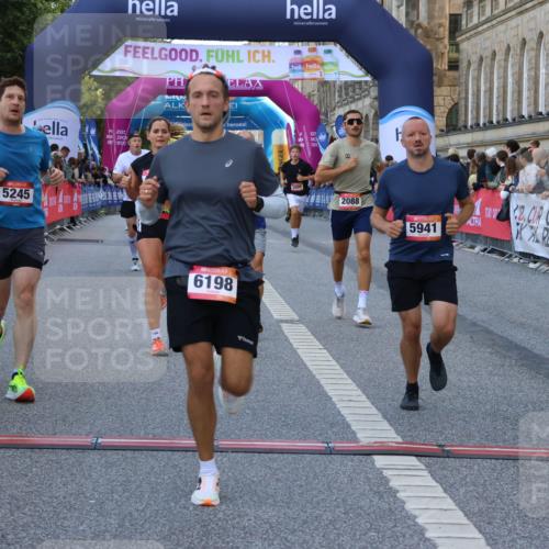 06.09.2026 - CURREX Alsterlauf Strokosch-Dieckow http://msf.ph/oto/10127647 06.09.2026 09:48:39 Ziel 2081, 2088, 2480, 3798, 3847, 4359, 4471, 4553, 4898, 5245, 5450, 5941, 6198, 6481, 8188, 8217, 8223 meine-sportfotos.de