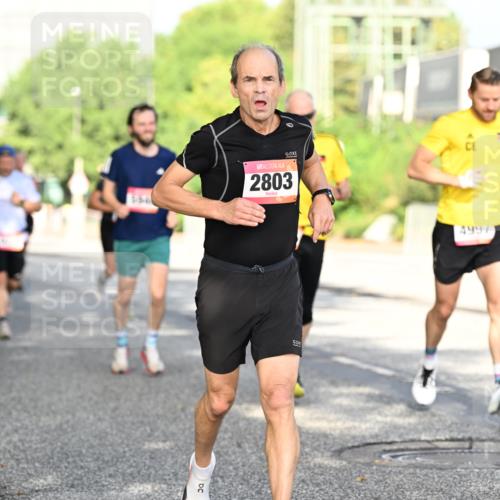 06.09.2026 - CURREX Alsterlauf Dr. Thomas Lammeyer http://msf.ph/oto/10127662 06.09.2026 09:47:33 Laufen 11, 50, 2803, 4997 meine-sportfotos.de
