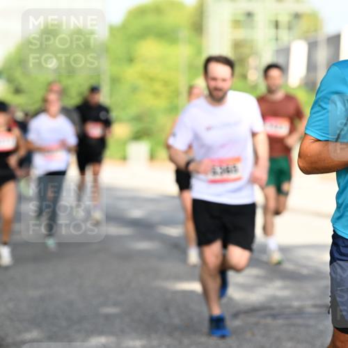 06.09.2026 - CURREX Alsterlauf Dr. Thomas Lammeyer http://msf.ph/oto/10127715 06.09.2026 09:47:40 Laufen 2594 meine-sportfotos.de