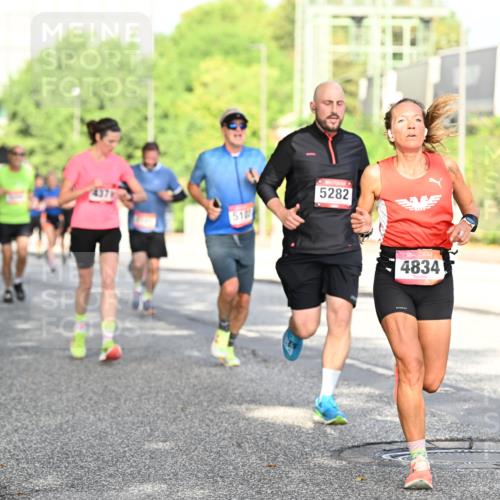 06.09.2026 - CURREX Alsterlauf Dr. Thomas Lammeyer http://msf.ph/oto/10127763 06.09.2026 09:47:45 Laufen 510, 5282, 4834 meine-sportfotos.de