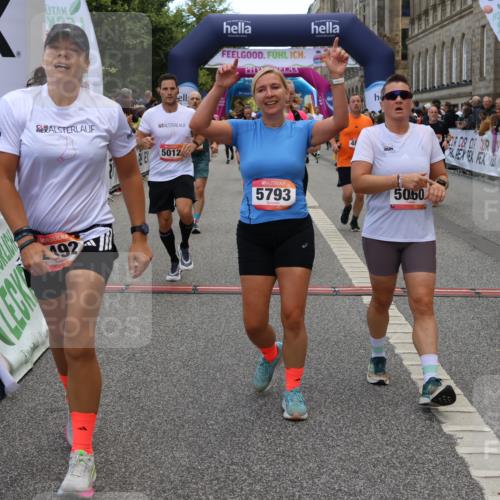 06.09.2026 - CURREX Alsterlauf Strokosch-Dieckow http://msf.ph/oto/10127781 06.09.2026 10:01:32 Ziel 2249, 2492, 2496, 3280, 3518, 3544, 4259, 4580, 4638, 4883, 4884, 5012, 5060, 5139, 5192, 5237, 5523, 5669, 5749, 5793, 5856, 6018, 6027, 6033, 6114 meine-sportfotos.de