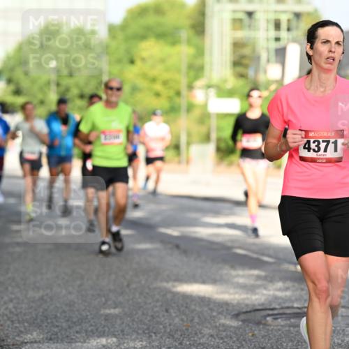 06.09.2026 - CURREX Alsterlauf Dr. Thomas Lammeyer http://msf.ph/oto/10127788 06.09.2026 09:47:48 Laufen 4371 meine-sportfotos.de