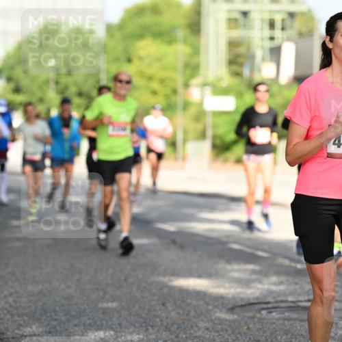 06.09.2026 - CURREX Alsterlauf Dr. Thomas Lammeyer http://msf.ph/oto/10127789 06.09.2026 09:47:48 Laufen 4371 meine-sportfotos.de
