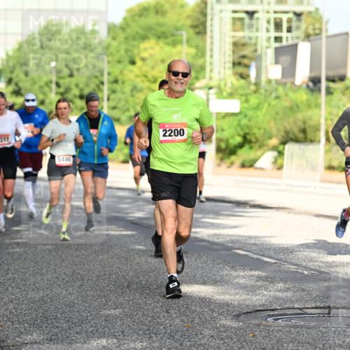 06.09.2026 - CURREX Alsterlauf Dr. Thomas Lammeyer http://msf.ph/oto/10127797 06.09.2026 09:47:49 Laufen 4317, 5480, 2200, 4548 meine-sportfotos.de