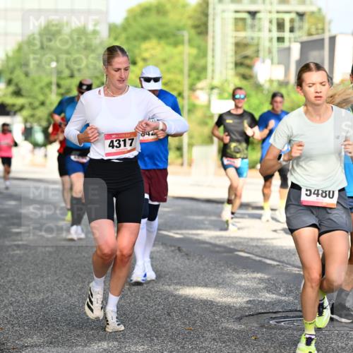 06.09.2026 - CURREX Alsterlauf Dr. Thomas Lammeyer http://msf.ph/oto/10127834 06.09.2026 09:47:53 Laufen 4317, 5480, 60, 3292 meine-sportfotos.de