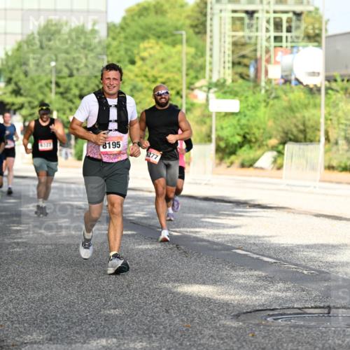 06.09.2026 - CURREX Alsterlauf Dr. Thomas Lammeyer http://msf.ph/oto/10127885 06.09.2026 09:47:59 Laufen 2549, 6327, 8195, 6277 meine-sportfotos.de