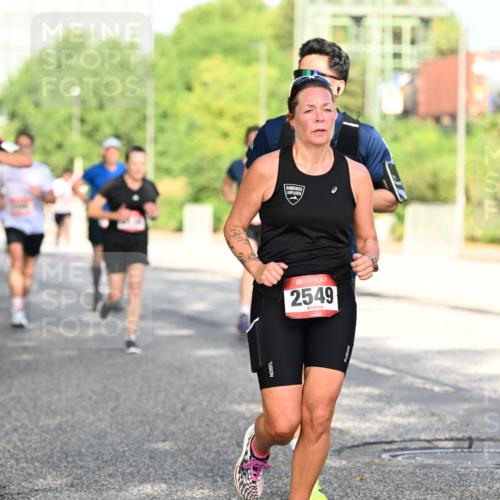 06.09.2026 - CURREX Alsterlauf Dr. Thomas Lammeyer http://msf.ph/oto/10127936 06.09.2026 09:48:04 Laufen 2549, 63 meine-sportfotos.de