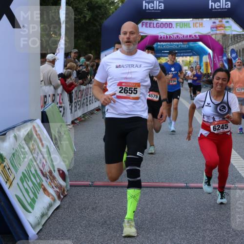 06.09.2026 - CURREX Alsterlauf Strokosch-Dieckow http://msf.ph/oto/10128064 06.09.2026 09:49:00 Ziel 2067, 2655, 2693, 3009, 3074, 3533, 4579, 4785, 5034, 5378, 5400, 5929, 5992, 6041, 6124, 6236, 6245 meine-sportfotos.de