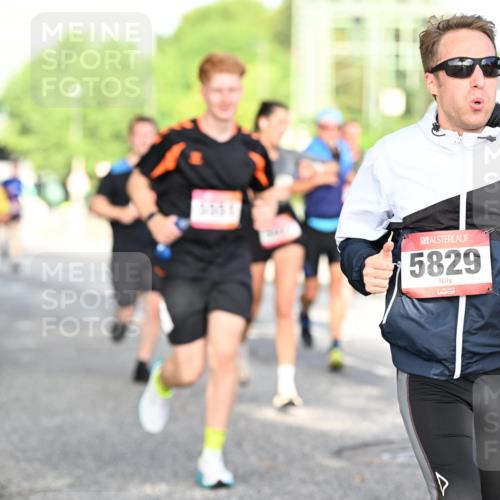 06.09.2026 - CURREX Alsterlauf Dr. Thomas Lammeyer http://msf.ph/oto/10128067 06.09.2026 09:48:17 Laufen 5558, 5829, 82 meine-sportfotos.de