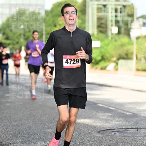 06.09.2026 - CURREX Alsterlauf Dr. Thomas Lammeyer http://msf.ph/oto/10128132 06.09.2026 09:48:27 Laufen 4729 meine-sportfotos.de