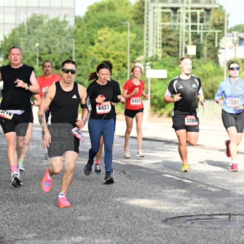 06.09.2026 - CURREX Alsterlauf Dr. Thomas Lammeyer http://msf.ph/oto/10128151 06.09.2026 09:48:31 Laufen 2719, 383, 4427, 6453, 3286, 5596 meine-sportfotos.de