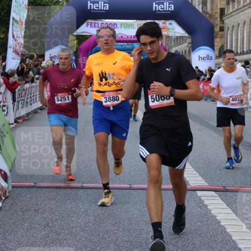 06.09.2026 - CURREX Alsterlauf Strokosch-Dieckow http://msf.ph/oto/10128215 06.09.2026 09:49:07 Ziel 2693, 3533, 3880, 3898, 4037, 4579, 4785, 5034, 5068, 5251, 5378, 5400, 5448, 5992, 6041, 6124, 6236, 6245, 6380, 8106 meine-sportfotos.de