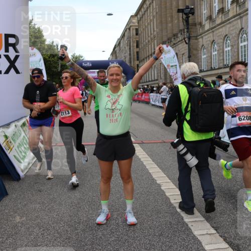 06.09.2026 - CURREX Alsterlauf Strokosch-Dieckow http://msf.ph/oto/10128262 06.09.2026 10:02:03 Ziel 2113, 2775, 3090, 3547, 3585, 3883, 4127, 5013, 5265, 5466, 5485, 5769, 5899, 6208, 8096 meine-sportfotos.de