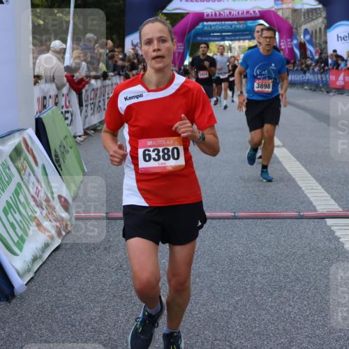 06.09.2026 - CURREX Alsterlauf Strokosch-Dieckow http://msf.ph/oto/10128263 06.09.2026 09:49:10 Ziel 2009, 3533, 3880, 3898, 4037, 5068, 5251, 5378, 5448, 5924, 6380, 8106 meine-sportfotos.de