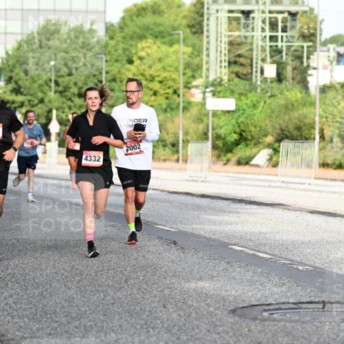 06.09.2026 - CURREX Alsterlauf Dr. Thomas Lammeyer http://msf.ph/oto/10128276 06.09.2026 09:48:48 Laufen 4333, 4332, 2002 meine-sportfotos.de