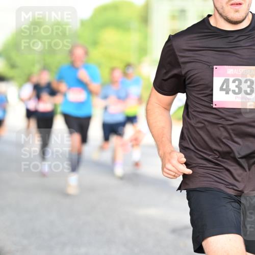 06.09.2026 - CURREX Alsterlauf Dr. Thomas Lammeyer http://msf.ph/oto/10128305 06.09.2026 09:48:52 Laufen 4333 meine-sportfotos.de