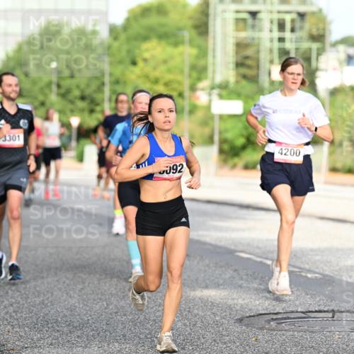 06.09.2026 - CURREX Alsterlauf Dr. Thomas Lammeyer http://msf.ph/oto/10128342 06.09.2026 09:48:56 Laufen 3301, 92, 4200, 80 meine-sportfotos.de