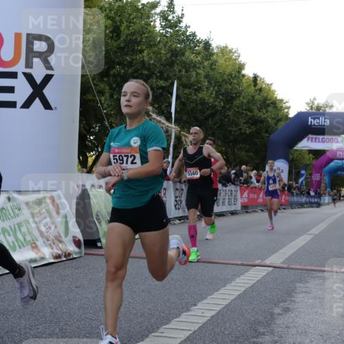 06.09.2026 - CURREX Alsterlauf Yannick Fuchs http://msf.ph/oto/10128401 06.09.2026 09:36:45 Ziel 26, 2813, 5340, 5375, 5444, 5490, 5972, 6412 meine-sportfotos.de