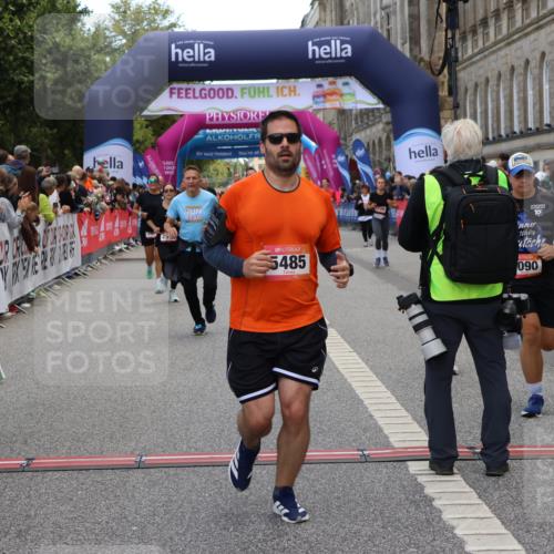 06.09.2026 - CURREX Alsterlauf Strokosch-Dieckow http://msf.ph/oto/10128406 06.09.2026 10:02:08 Ziel 2113, 2513, 2775, 3090, 3547, 3585, 3800, 3883, 4097, 4734, 5013, 5466, 5485, 5728, 5769, 6208, 8175 meine-sportfotos.de