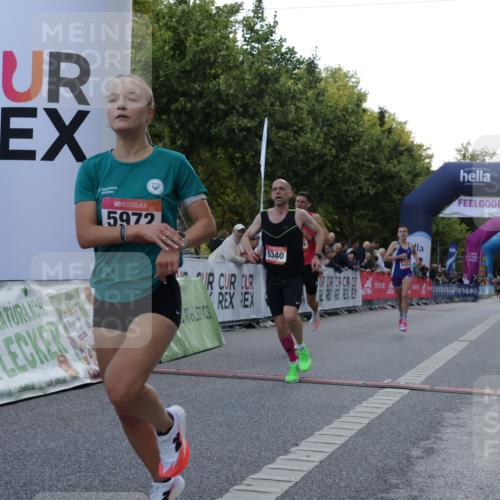 06.09.2026 - CURREX Alsterlauf Yannick Fuchs http://msf.ph/oto/10128408 06.09.2026 09:36:46 Ziel 26, 2813, 5340, 5375, 5444, 5490, 5972, 6412 meine-sportfotos.de
