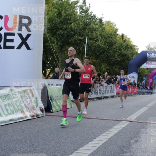 06.09.2026 - CURREX Alsterlauf Yannick Fuchs http://msf.ph/oto/10128413 06.09.2026 09:36:46 Ziel 26, 2813, 5340, 5375, 5444, 5490, 5972, 6412 meine-sportfotos.de