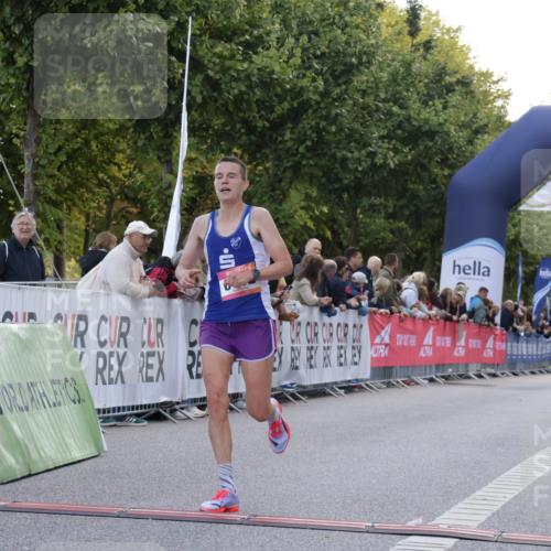 06.09.2026 - CURREX Alsterlauf Yannick Fuchs http://msf.ph/oto/10128444 06.09.2026 09:36:47 Ziel 26, 2813, 5340, 5375, 5444, 5490, 5972, 6412 meine-sportfotos.de