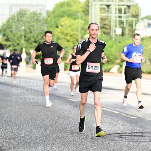 06.09.2026 - CURREX Alsterlauf Dr. Thomas Lammeyer http://msf.ph/oto/10128458 06.09.2026 09:49:09 Laufen 5882, 5129, 3289 meine-sportfotos.de