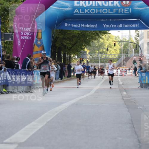 06.09.2026 - CURREX Alsterlauf Yannick Fuchs http://msf.ph/oto/10128461 06.09.2026 09:36:49 Ziel 26, 2813, 5340, 5375, 5490, 5972, 6412 meine-sportfotos.de