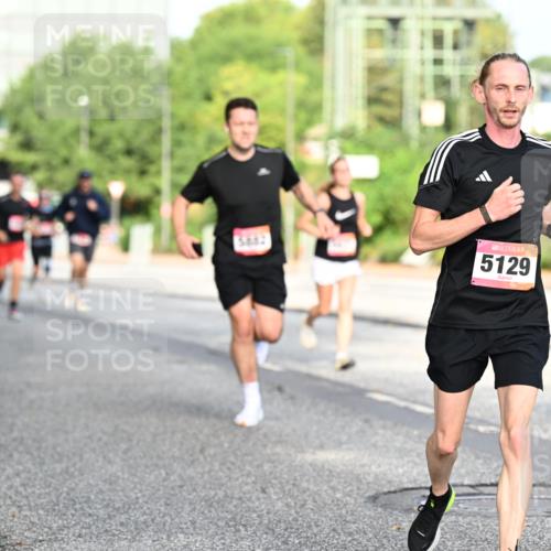 06.09.2026 - CURREX Alsterlauf Dr. Thomas Lammeyer http://msf.ph/oto/10128466 06.09.2026 09:49:10 Laufen 5129, 3289 meine-sportfotos.de