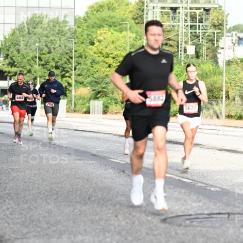 06.09.2026 - CURREX Alsterlauf Dr. Thomas Lammeyer http://msf.ph/oto/10128473 06.09.2026 09:49:11 Laufen 5294, 3450, 4462, 4005, 5677, 2758 meine-sportfotos.de
