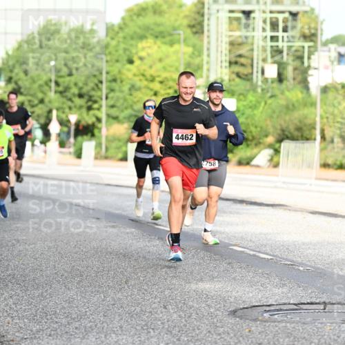 06.09.2026 - CURREX Alsterlauf Dr. Thomas Lammeyer http://msf.ph/oto/10128511 06.09.2026 09:49:15 Laufen 4005, 4462, 2758 meine-sportfotos.de