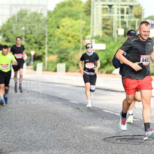 06.09.2026 - CURREX Alsterlauf Dr. Thomas Lammeyer http://msf.ph/oto/10128520 06.09.2026 09:49:16 Laufen 4462 meine-sportfotos.de