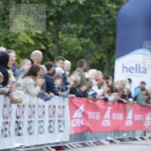 06.09.2026 - CURREX Alsterlauf Yannick Fuchs http://msf.ph/oto/10128521 06.09.2026 09:36:58 Ziel 5344, 5535, 5613 meine-sportfotos.de