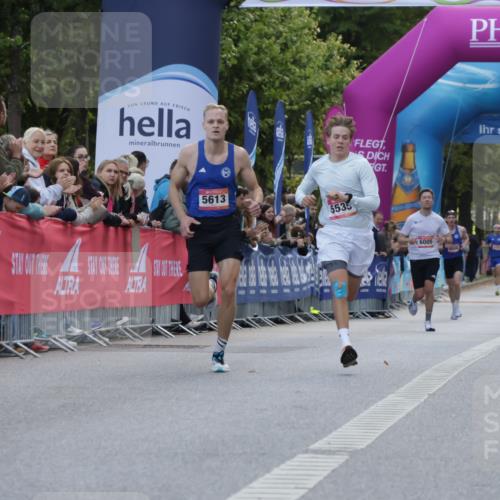 06.09.2026 - CURREX Alsterlauf Yannick Fuchs http://msf.ph/oto/10128532 06.09.2026 09:36:59 Ziel 5344, 5535, 5613 meine-sportfotos.de