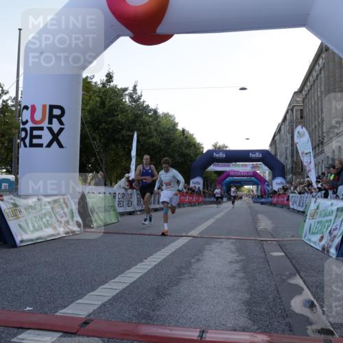 06.09.2026 - CURREX Alsterlauf Yannick Fuchs http://msf.ph/oto/10128625 06.09.2026 09:37:02 Ziel 5344, 5535, 5613 meine-sportfotos.de
