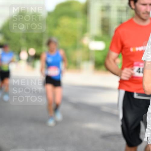 06.09.2026 - CURREX Alsterlauf Dr. Thomas Lammeyer http://msf.ph/oto/10128666 06.09.2026 09:49:33 Laufen 3 meine-sportfotos.de