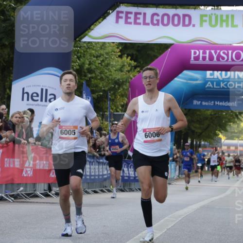 06.09.2026 - CURREX Alsterlauf Yannick Fuchs http://msf.ph/oto/10128707 06.09.2026 09:37:05 Ziel 5344, 5535, 5613, 6005, 6006 meine-sportfotos.de