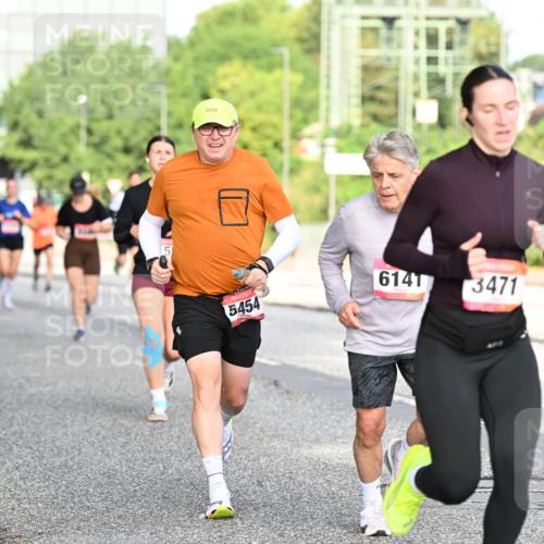 06.09.2026 - CURREX Alsterlauf Dr. Thomas Lammeyer http://msf.ph/oto/10128713 06.09.2026 09:49:39 Laufen 5454, 6141, 3471 meine-sportfotos.de