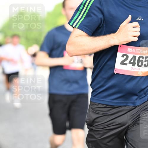 06.09.2026 - CURREX Alsterlauf Dr. Thomas Lammeyer http://msf.ph/oto/10128784 06.09.2026 09:49:47 Laufen 2465 meine-sportfotos.de