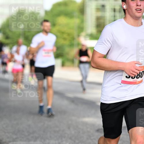 06.09.2026 - CURREX Alsterlauf Dr. Thomas Lammeyer http://msf.ph/oto/10128812 06.09.2026 09:49:50 Laufen  meine-sportfotos.de