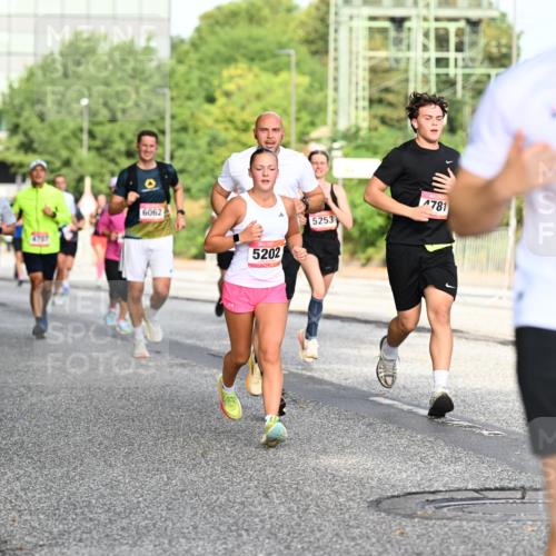06.09.2026 - CURREX Alsterlauf Dr. Thomas Lammeyer http://msf.ph/oto/10128840 06.09.2026 09:49:52 Laufen 2707, 6062, 5202, 5253, 781, 4457 meine-sportfotos.de