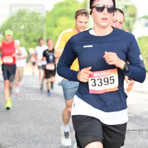 06.09.2026 - CURREX Alsterlauf Dr. Thomas Lammeyer http://msf.ph/oto/10128944 06.09.2026 09:50:03 Laufen 3395 meine-sportfotos.de