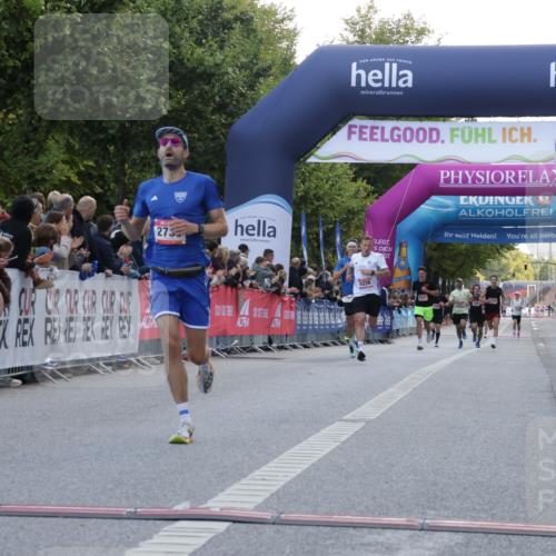 06.09.2026 - CURREX Alsterlauf Yannick Fuchs http://msf.ph/oto/10128953 06.09.2026 09:37:19 Ziel 2735, 6008 meine-sportfotos.de