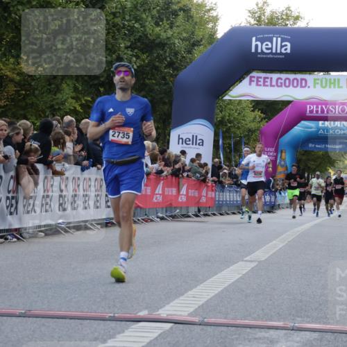 06.09.2026 - CURREX Alsterlauf Yannick Fuchs http://msf.ph/oto/10128968 06.09.2026 09:37:19 Ziel 2735, 6008 meine-sportfotos.de