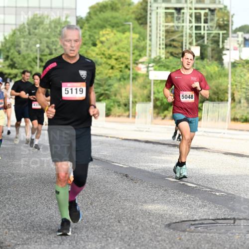 06.09.2026 - CURREX Alsterlauf Dr. Thomas Lammeyer http://msf.ph/oto/10129007 06.09.2026 09:50:09 Laufen 4645, 4760, 5546, 430, 5119, 5048 meine-sportfotos.de