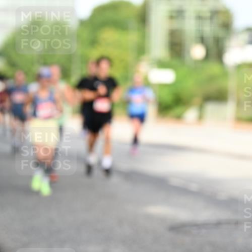 06.09.2026 - CURREX Alsterlauf Dr. Thomas Lammeyer http://msf.ph/oto/10129036 06.09.2026 09:50:11 Laufen  meine-sportfotos.de