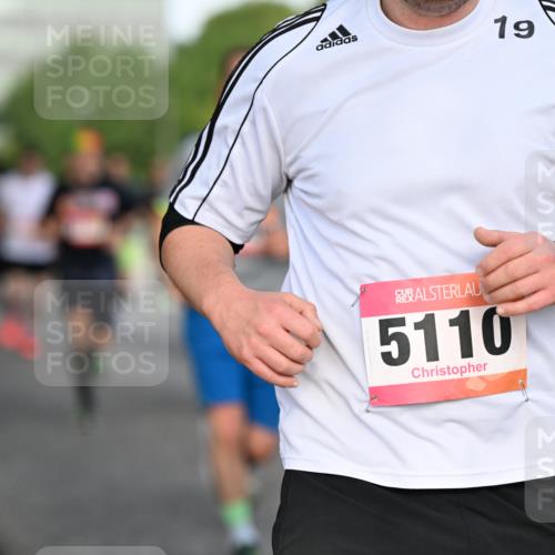 06.09.2026 - CURREX Alsterlauf Dr. Thomas Lammeyer http://msf.ph/oto/10129096 06.09.2026 09:50:19 Laufen 19, 5110 meine-sportfotos.de