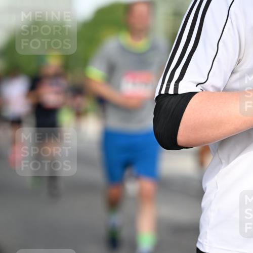 06.09.2026 - CURREX Alsterlauf Dr. Thomas Lammeyer http://msf.ph/oto/10129098 06.09.2026 09:50:19 Laufen 5 meine-sportfotos.de